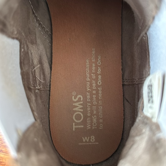 Toms taupe/grey and silver Chelsea boots sz 8 - Picture 6 of 7